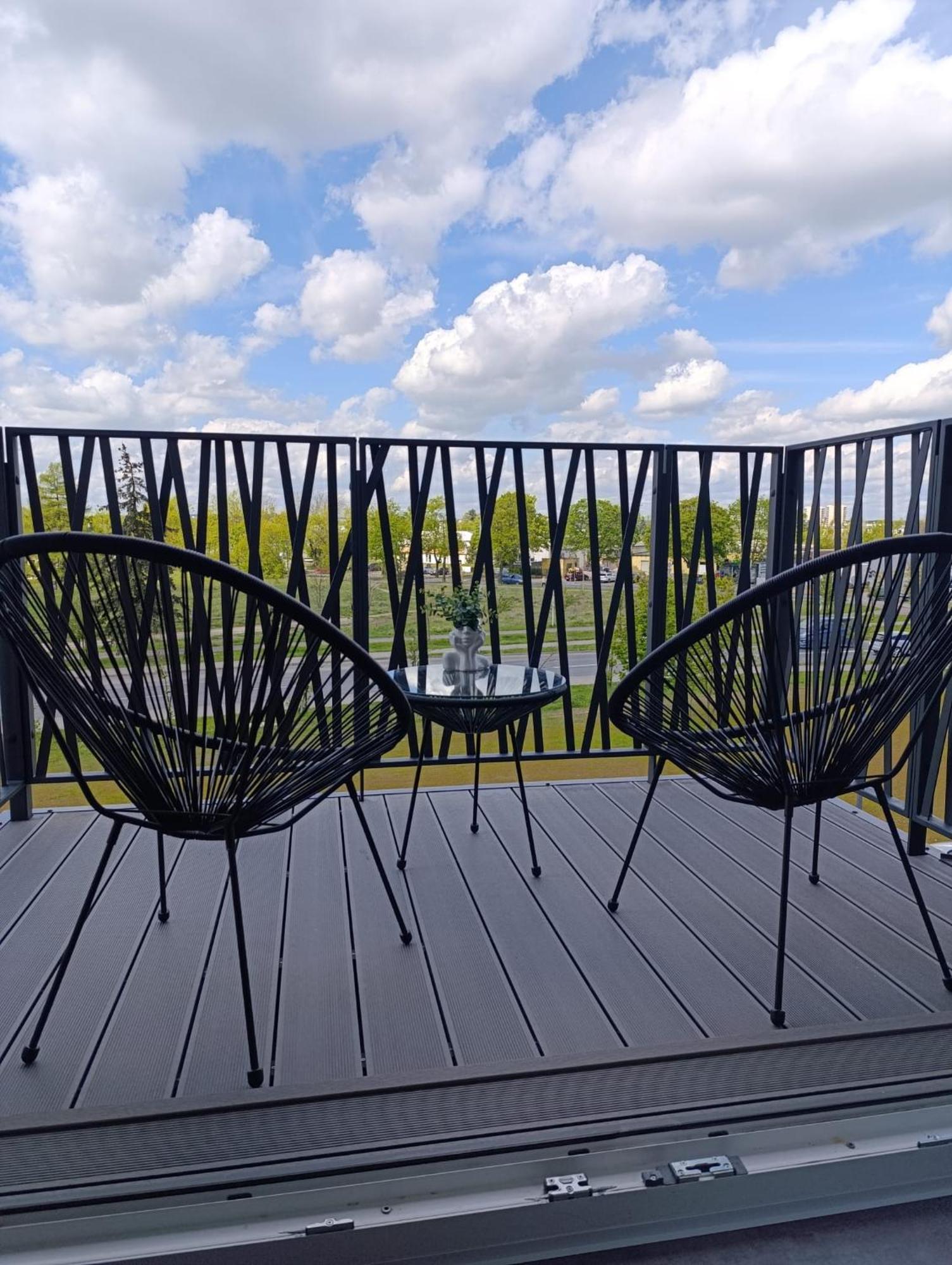 Apartament Sztuk Pieknych 10 Piła Eksteriør bilde